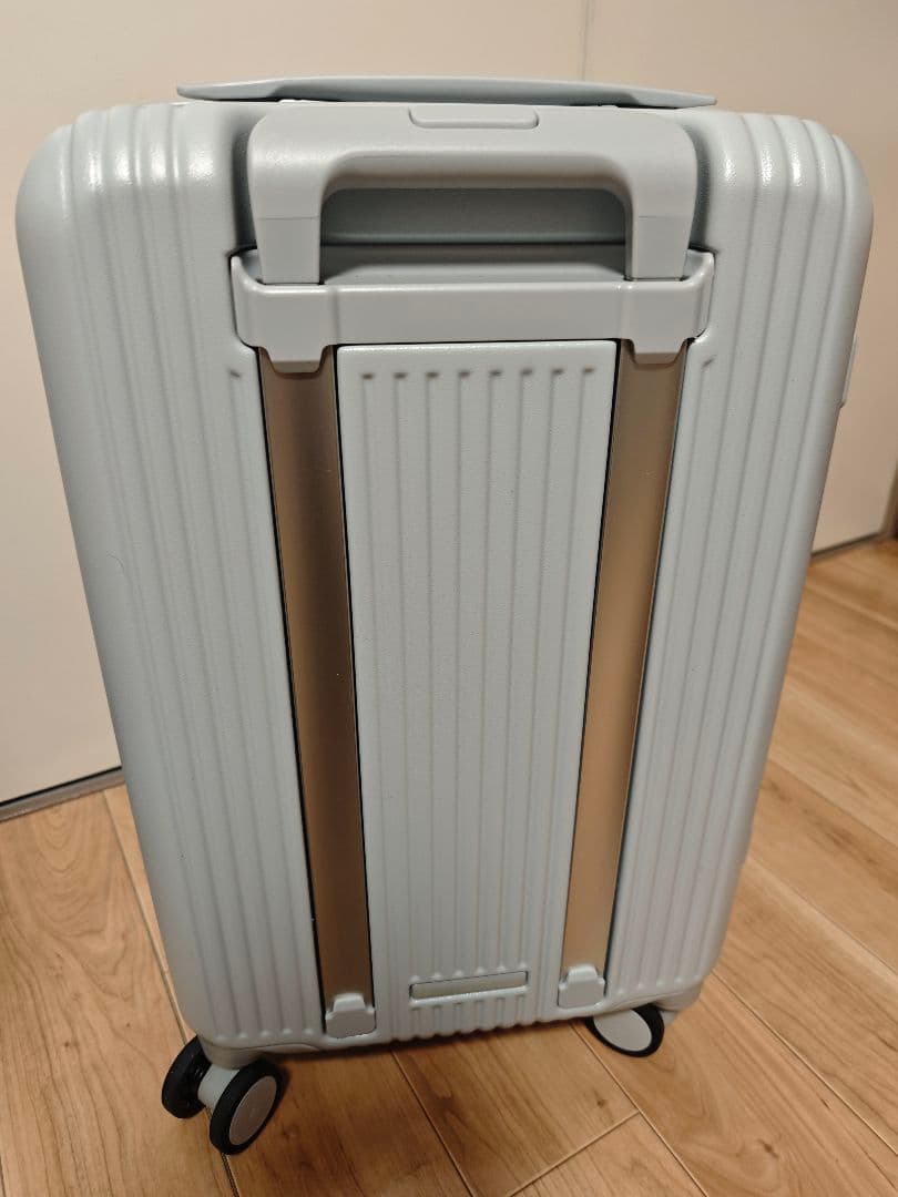 innovator スーツケース 機内持ち込み 38L