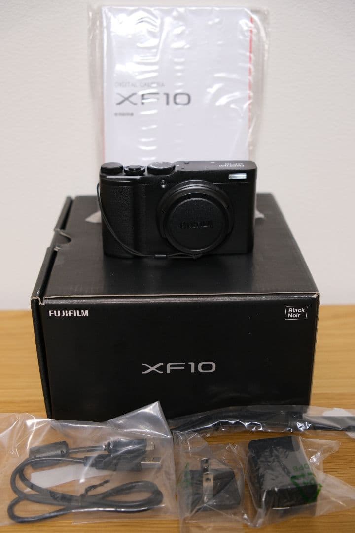 【美品】XF10 フジフイルム 高級コンデジ FUJIFILM