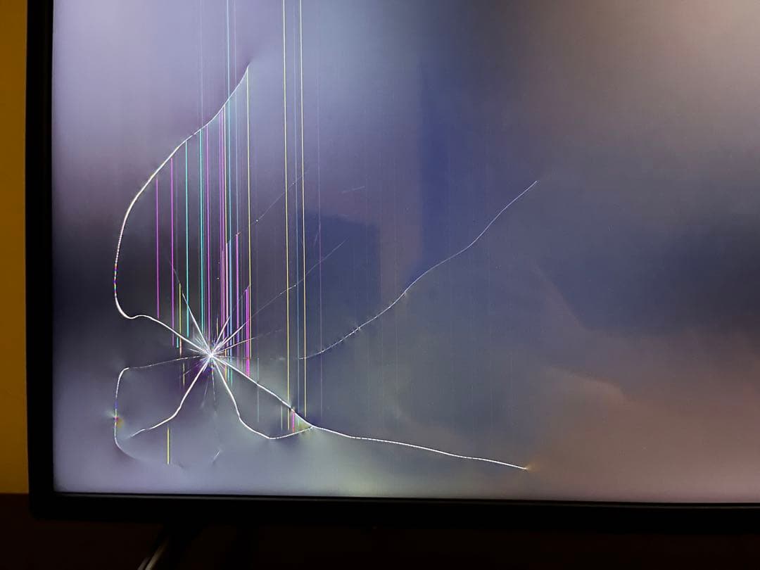 SONY 4K液晶テレビ　ジャンク品　液晶割れ