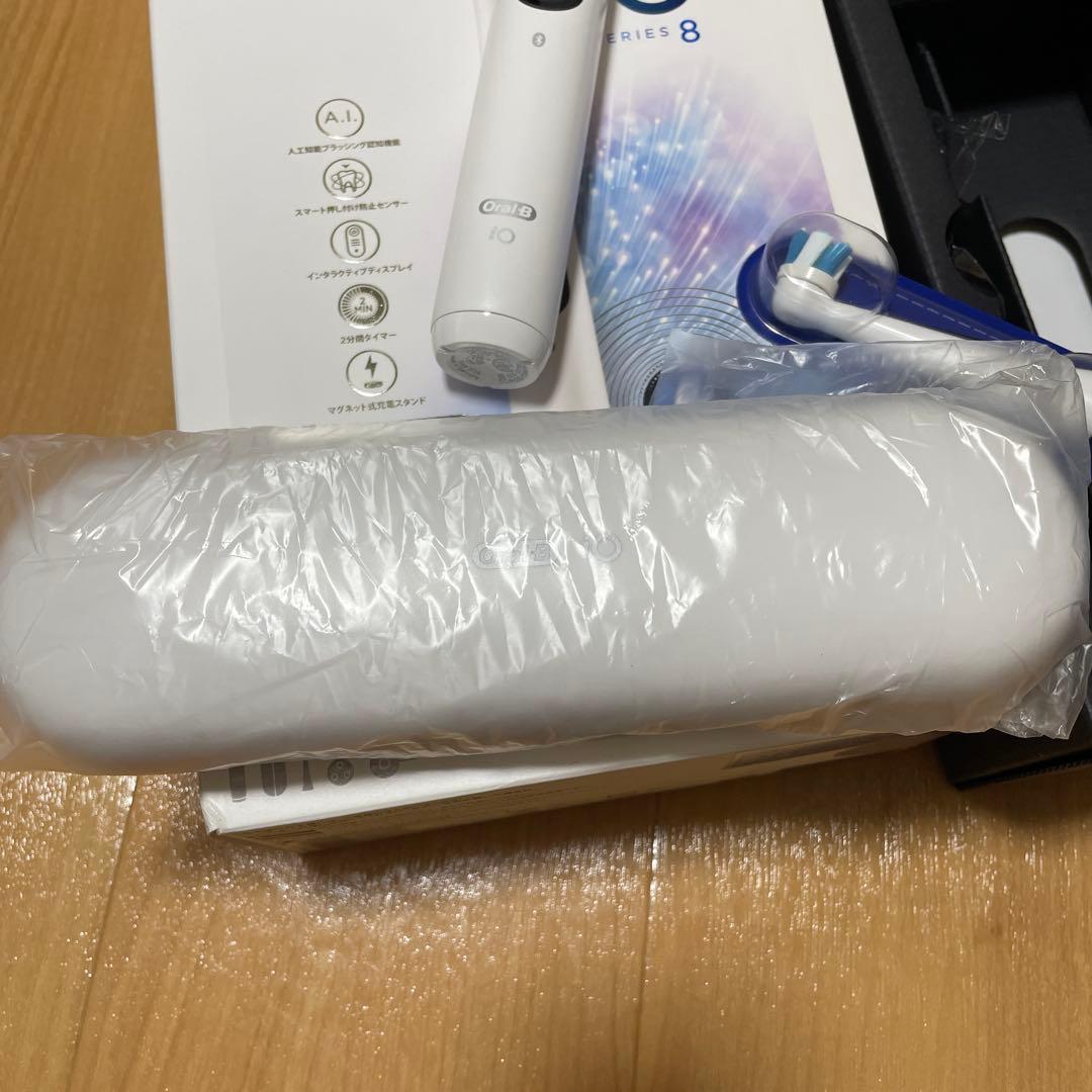 Braun Oral-B iOシリーズ8 電動歯ブラシ 本体