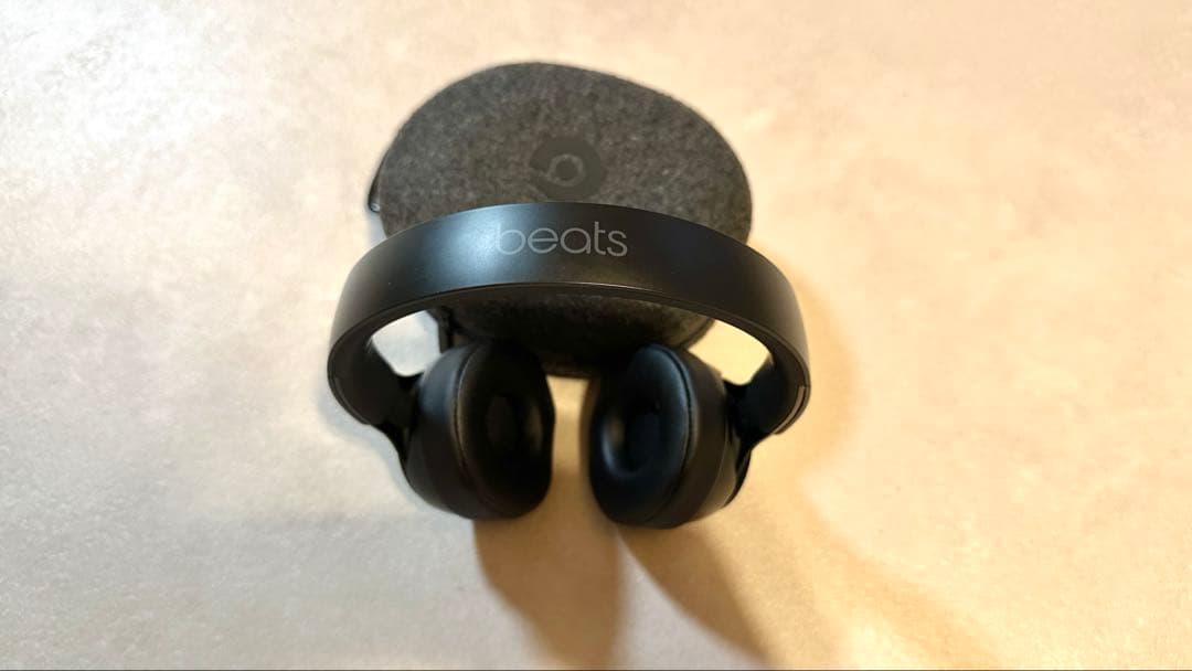 Beats by Dr Dre SOLO PRO ブラック【専用ケース付き】