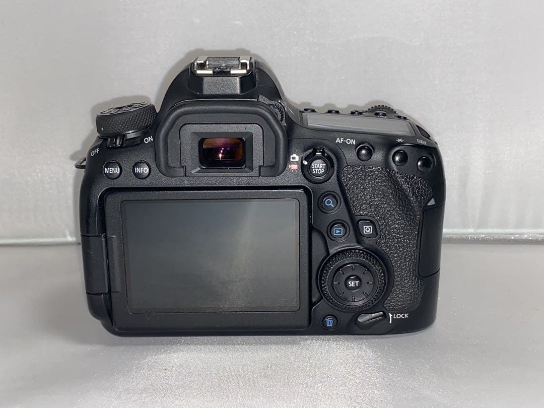 【良品2374ショット】Canon eos 6D markII 2 ボディ 本体