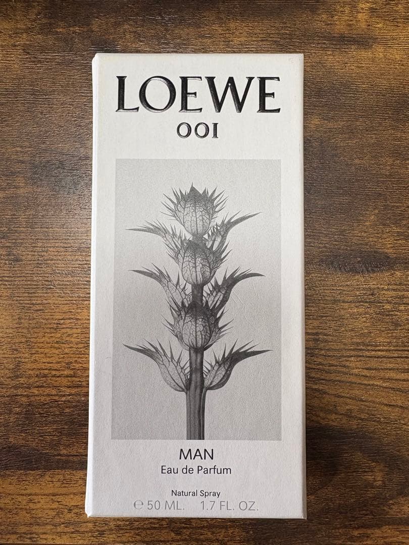 LOEWE 001 MAN Eau de Parfum 男性用　香水　ロエベ