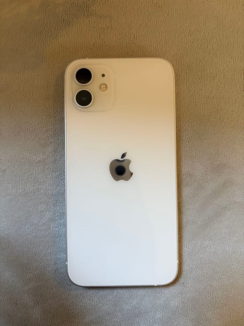 Apple iPhone 12 ホワイト 本体 128GB バッテリー86%