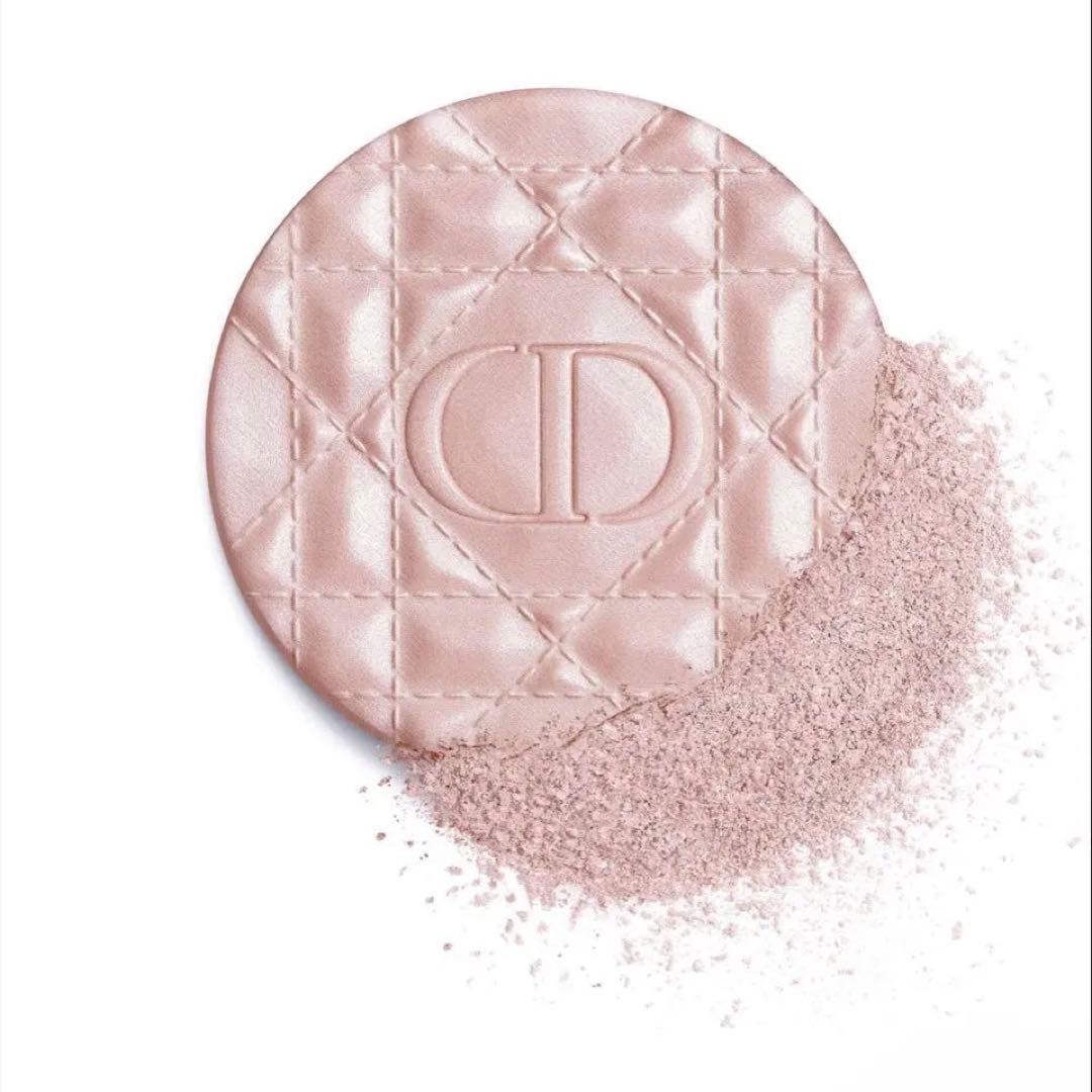 【Dior】フォーエヴァー グロウ ルミナイザー 03ピンクヘイロー
