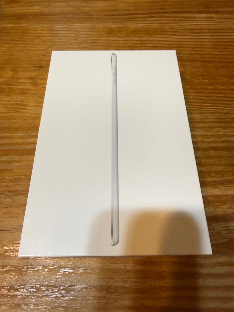 iPadmini4 本体 シルバー 美品 64GB cellular+wifi