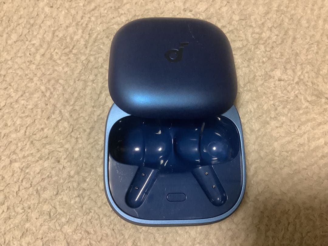 【美品】Soundcore Liberty5 充電ケース・ネイビー　充電器