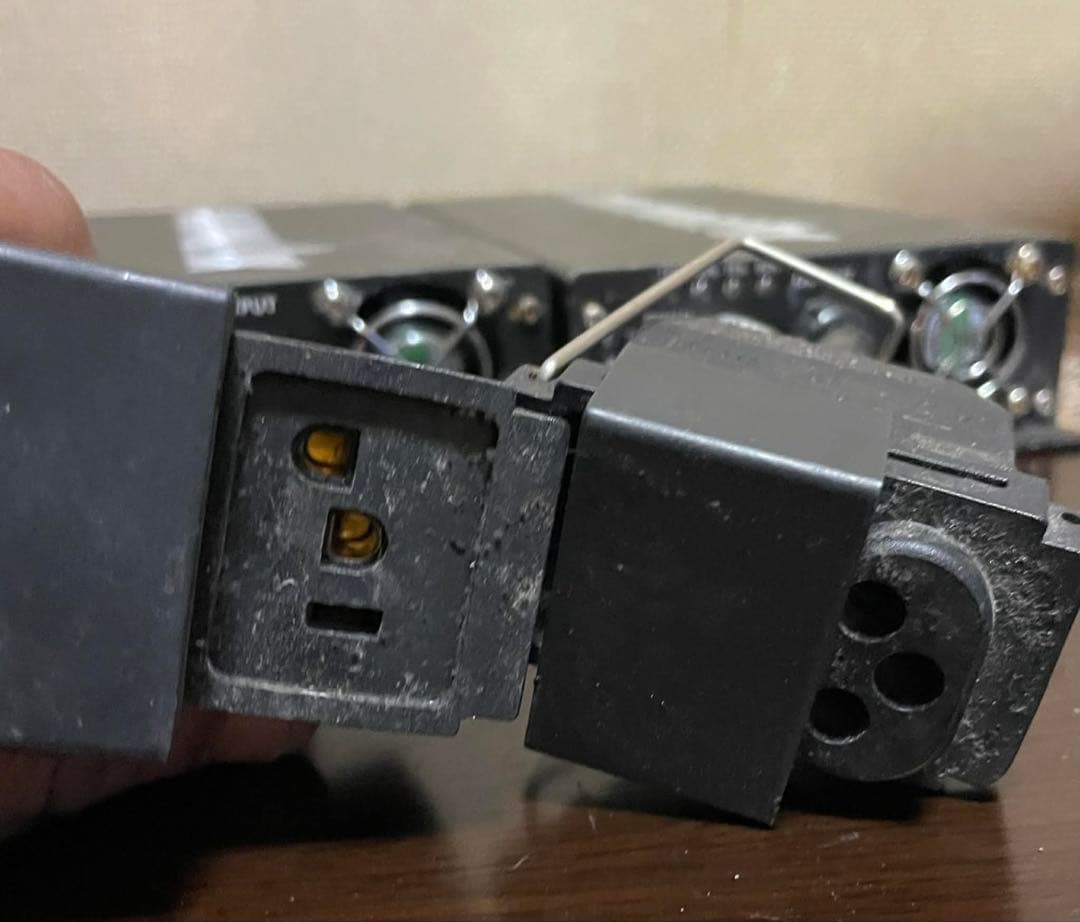 3点点200w&100wに変えられる NanoluxOG 600WBallast