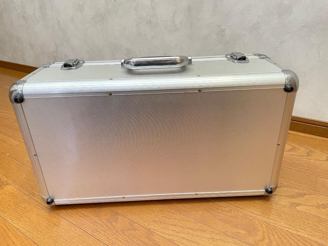 アルミ　トランク　鍵付き　コンテナ　機材ケース　ハードケース　大型