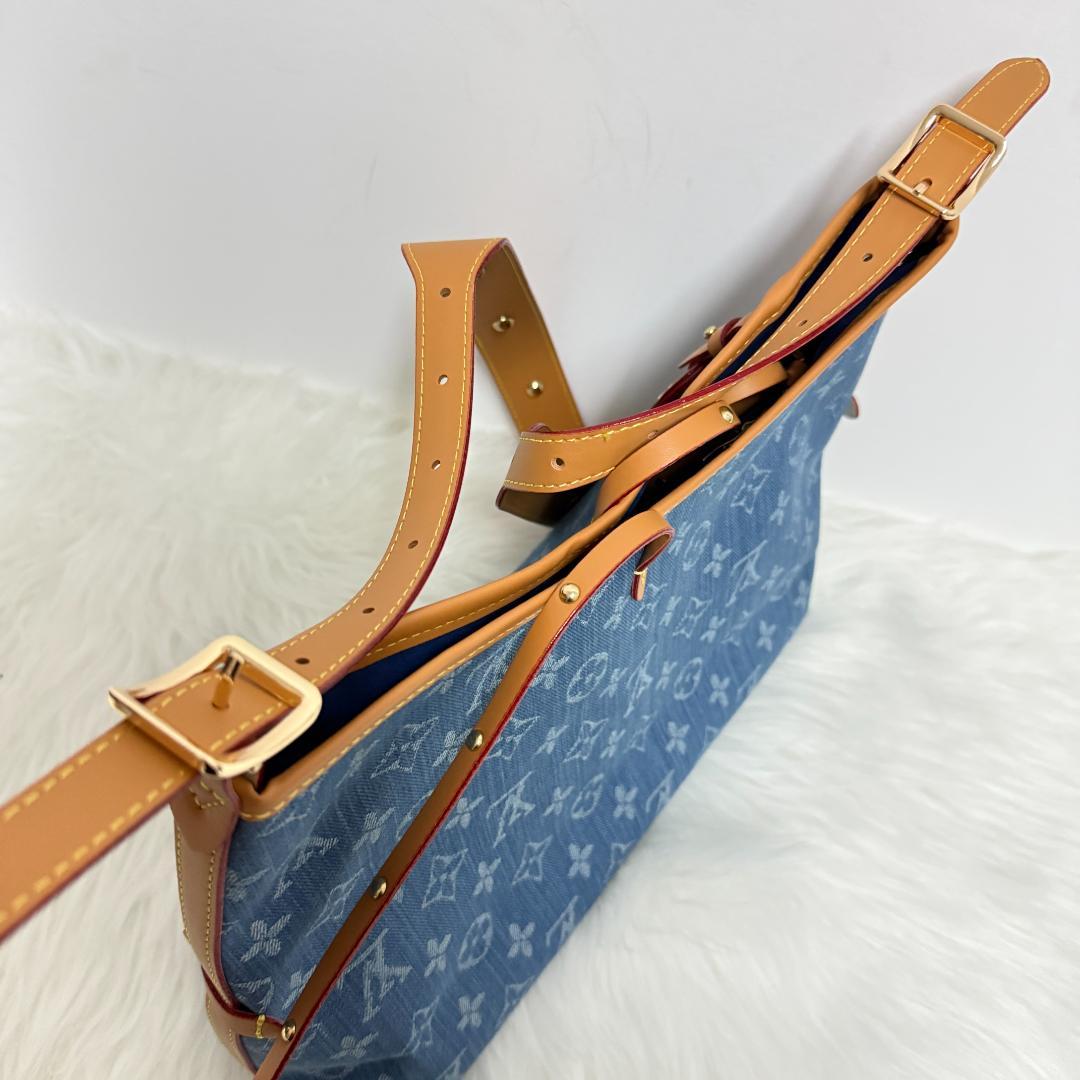 箱なし　美品ノベルティ　ショルダーバッグ　バッグ