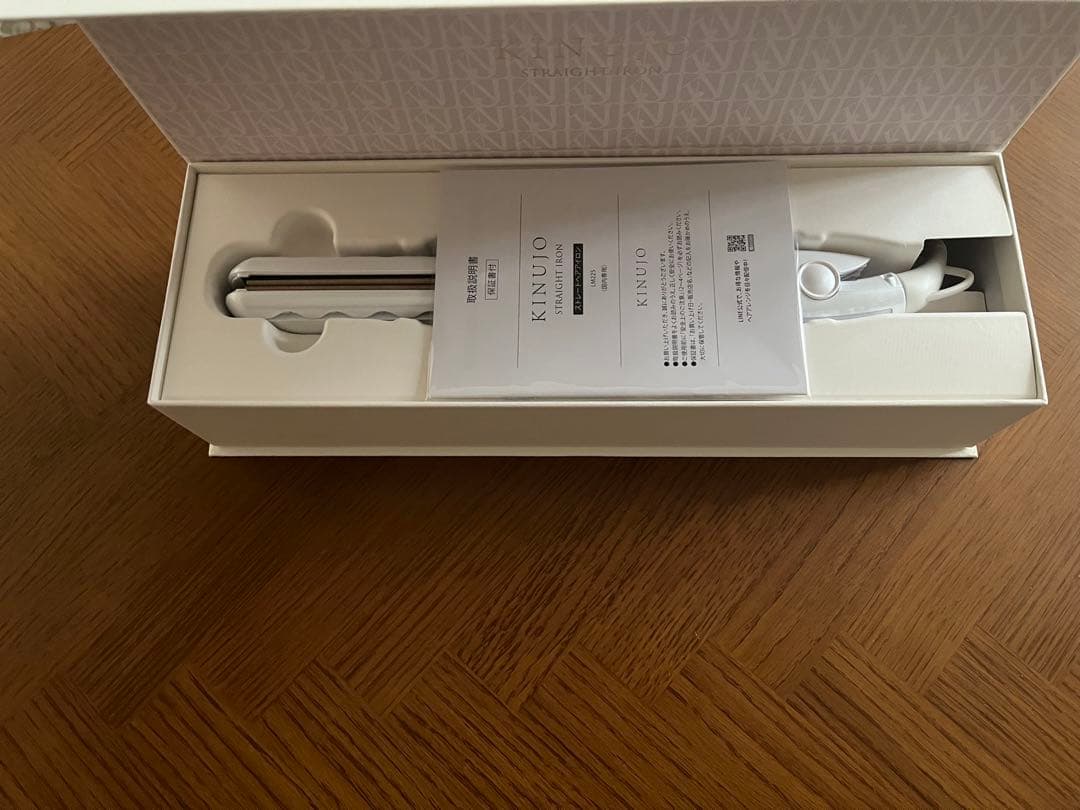 KINUJO 絹女　LM-225 ストレートヘアアイロン 1回使用 箱・保証書付