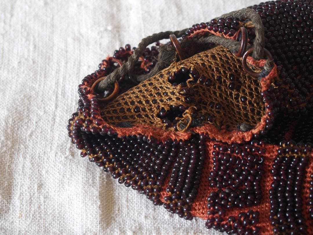 ガラスビーズ刺繍パース ドローストリング 小物入れ ヴィクトリアン /K392