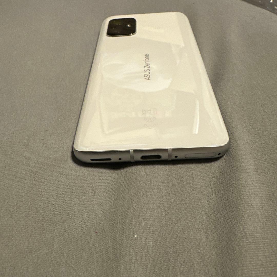 ASUS Zenfone 8 256GB SiMフリー