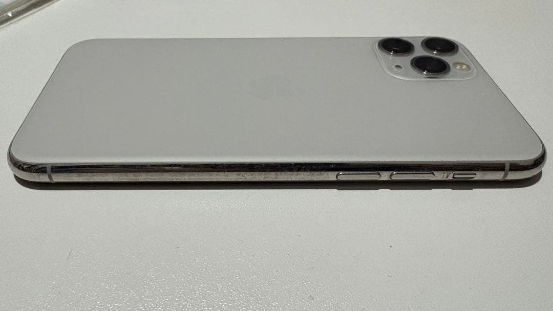 iPhone 11 Pro 256GB シルバー