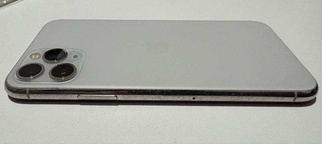 iPhone 11 Pro 256GB シルバー