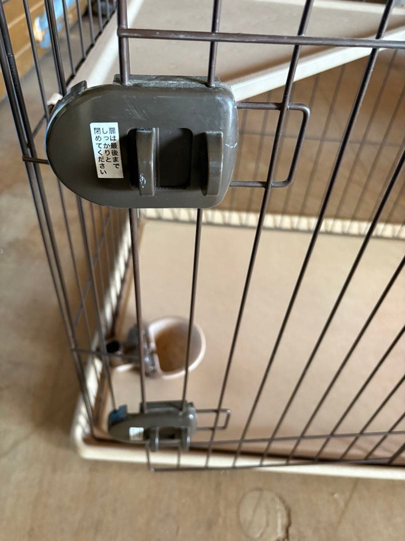 【美品】猫用　キャットケージ 金属製 ダブルロック120✖️84✖️54