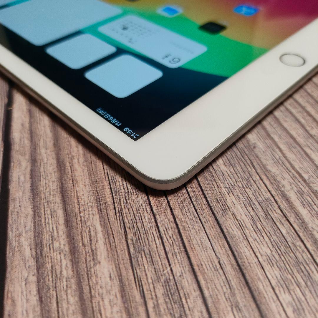 iPad 第8世代 32GB シルバー 美品