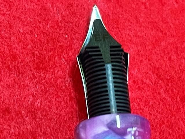 未使用品 アウロラ カレイドスコーピオ ルーチェローザ 万年筆 EF 即送