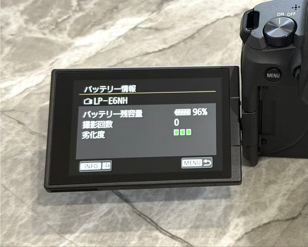 撮影枚数4,000未満 Canon EOS R｜本箱・付属品・純正バッテリー2個