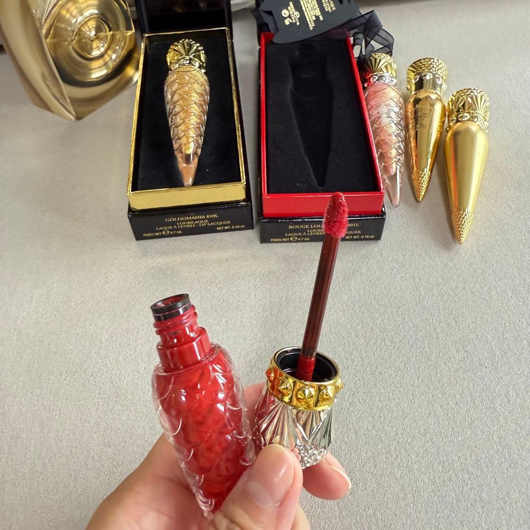 クリスチャンルブタン　口紅　リップグロス