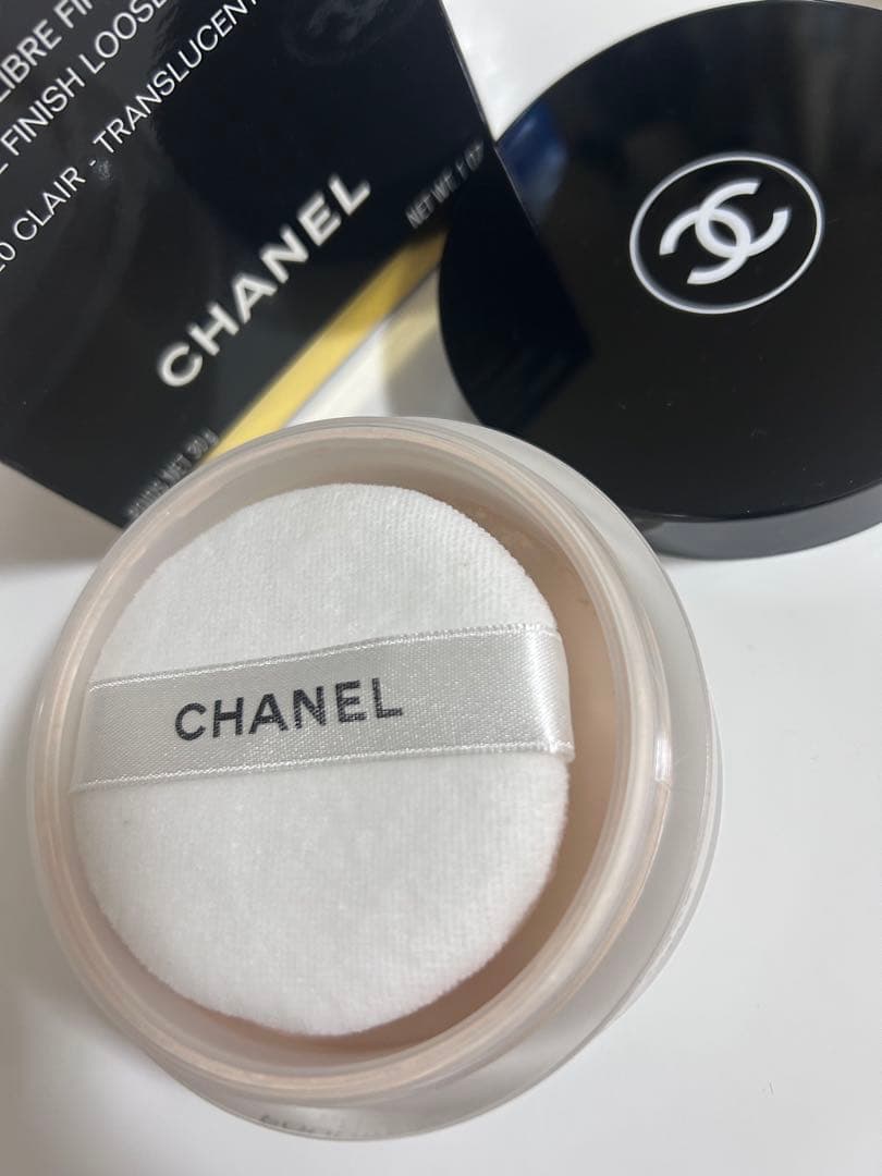 フェイスパウダー CHANEL POUDRE UNIVERSELLE LIBRE 20 CLAIR