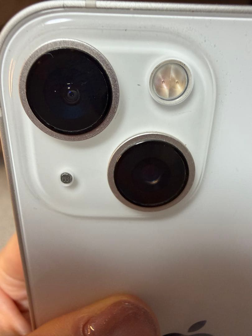 M*g様 Apple iPhone 13 ホワイト 本体のみ