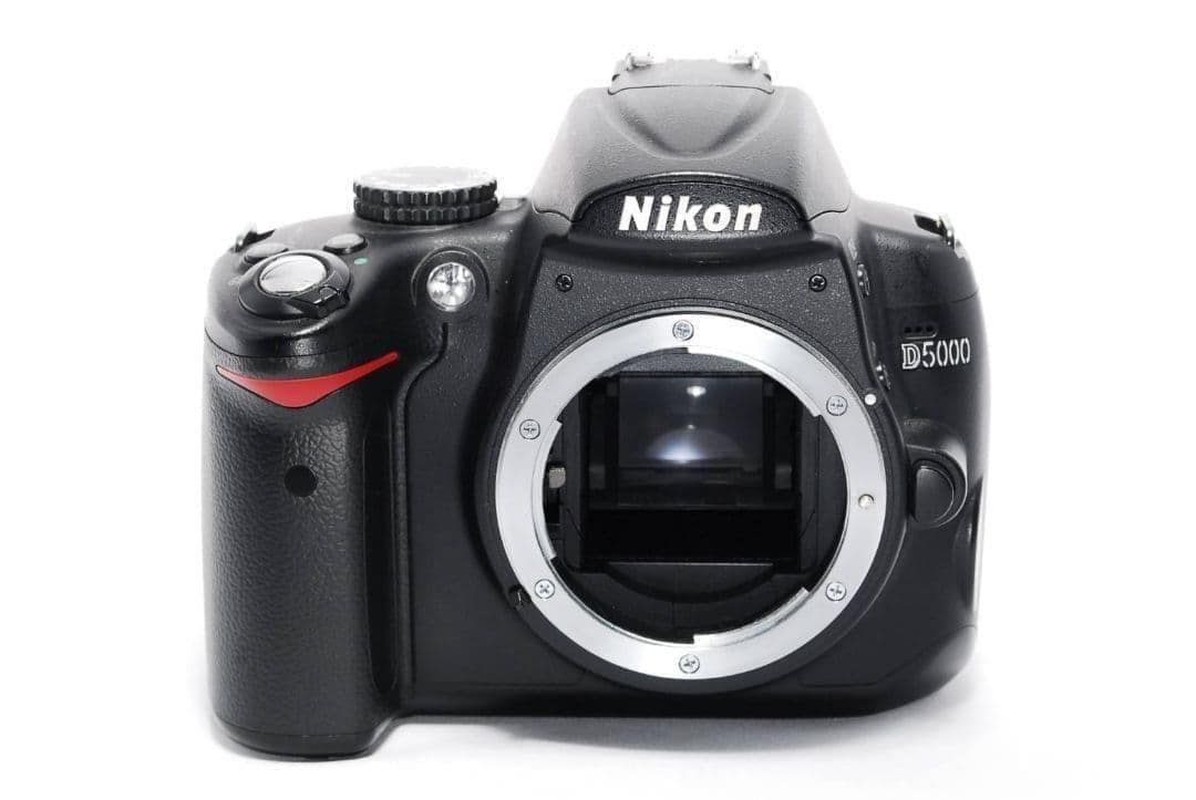 ♥すぐ使える♥Nikon D5000♥ 手ブレ補正＆AF対応 標準レンズセット