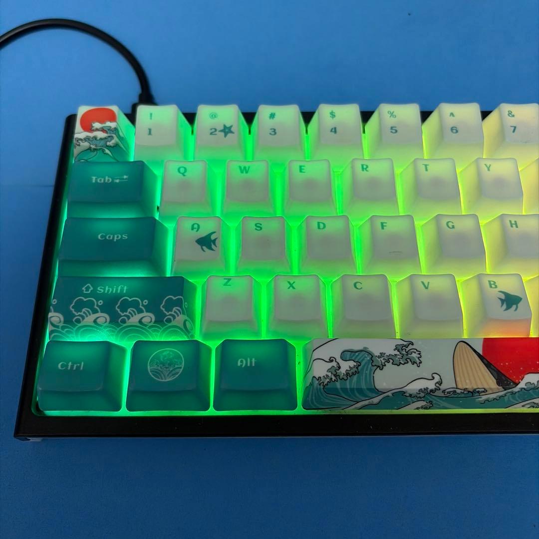Ducky ONE 2 Mini ゲーミングキーボード　JAPANデザイン？