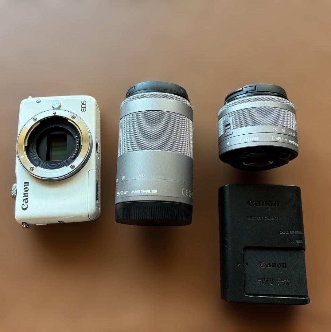 Canon ミラーレス一眼レフ EOS M10 レンズキット 望遠ズームレンズ