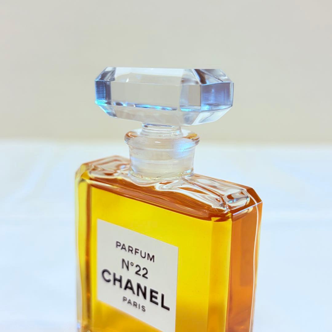希少　新品　CHANEL シャネル　n°22 パルファム　香水　28ml
