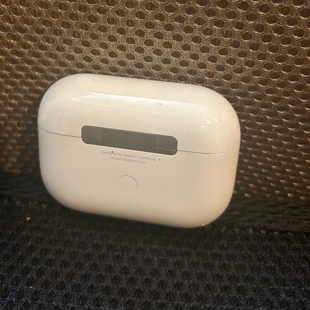 AirPods本体 ホワイト ケース付き