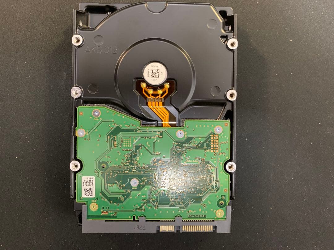 【ジャンク】HGST DESKSTAR NAS用HDD 4TB 7200RPM