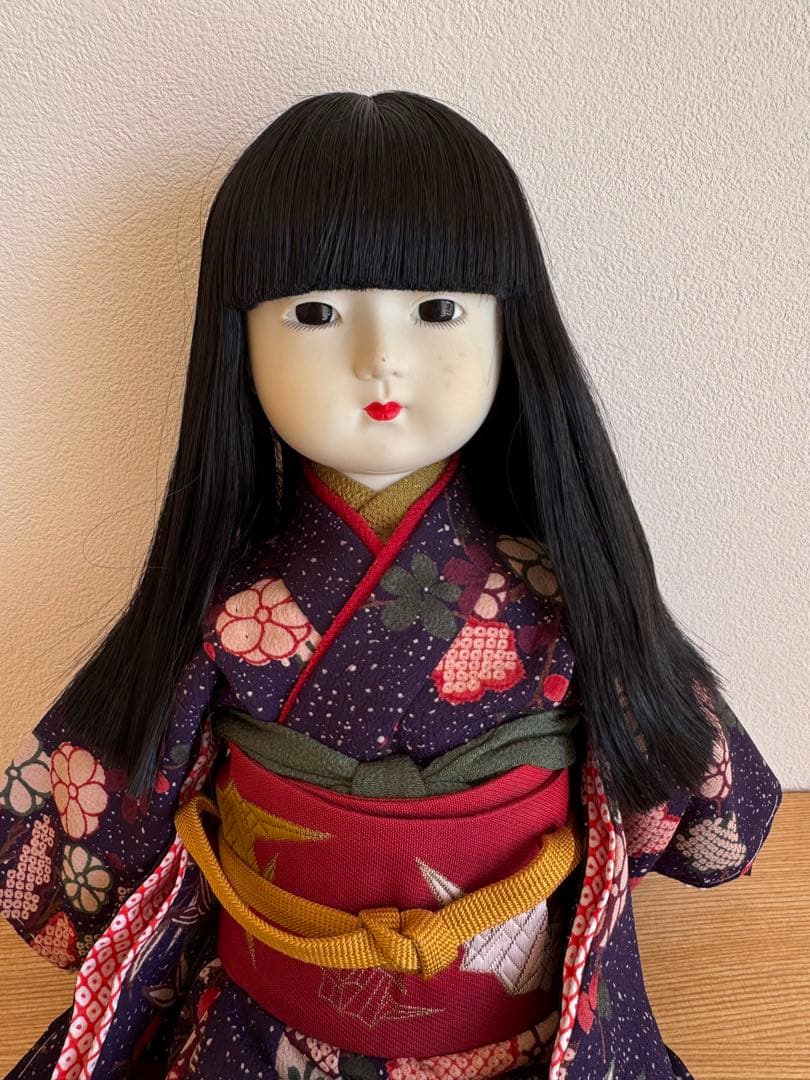 撫松庵タグ付き　市松人形　紫色の花柄着物　約43センチ