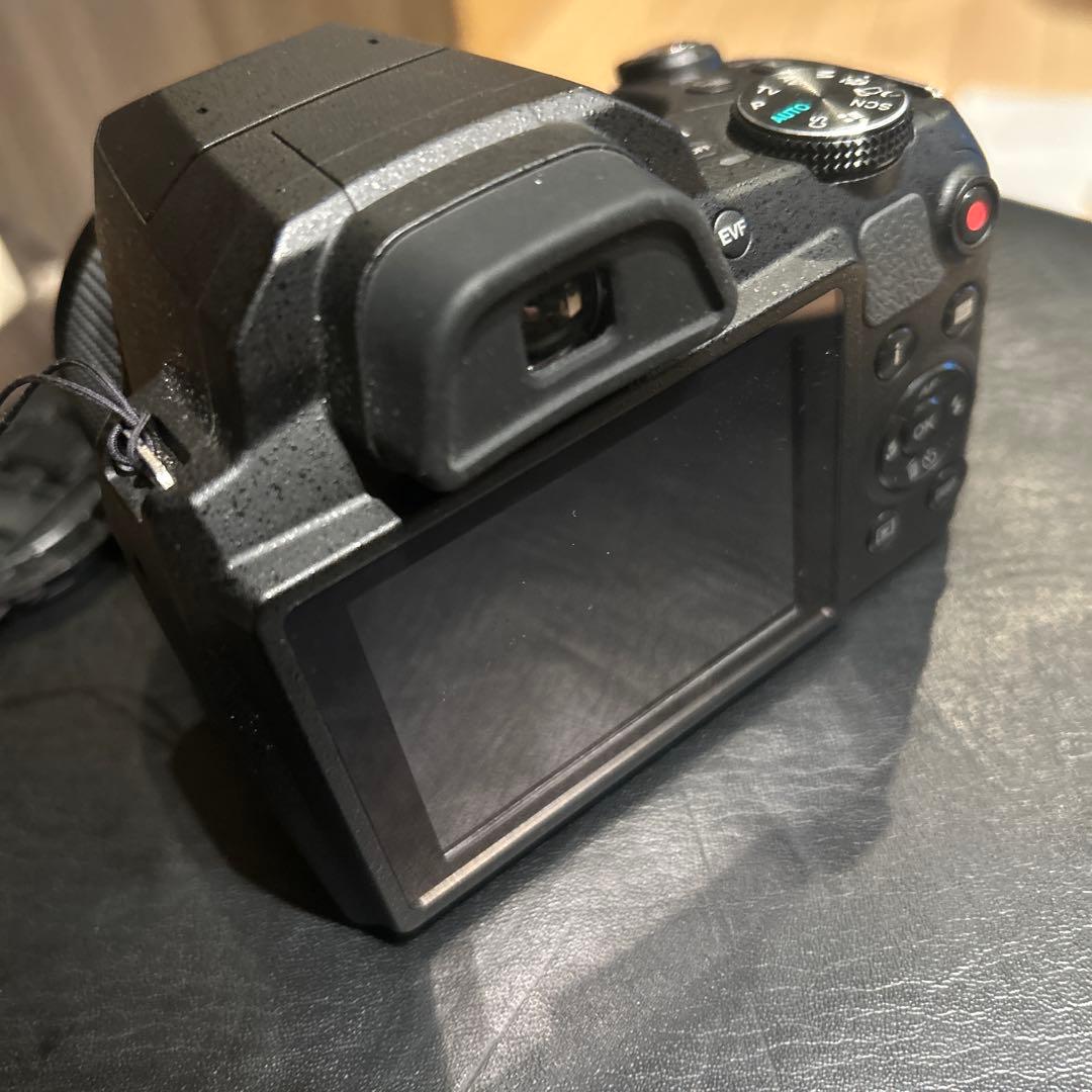 デジタルカメラ PENTAX XG-1