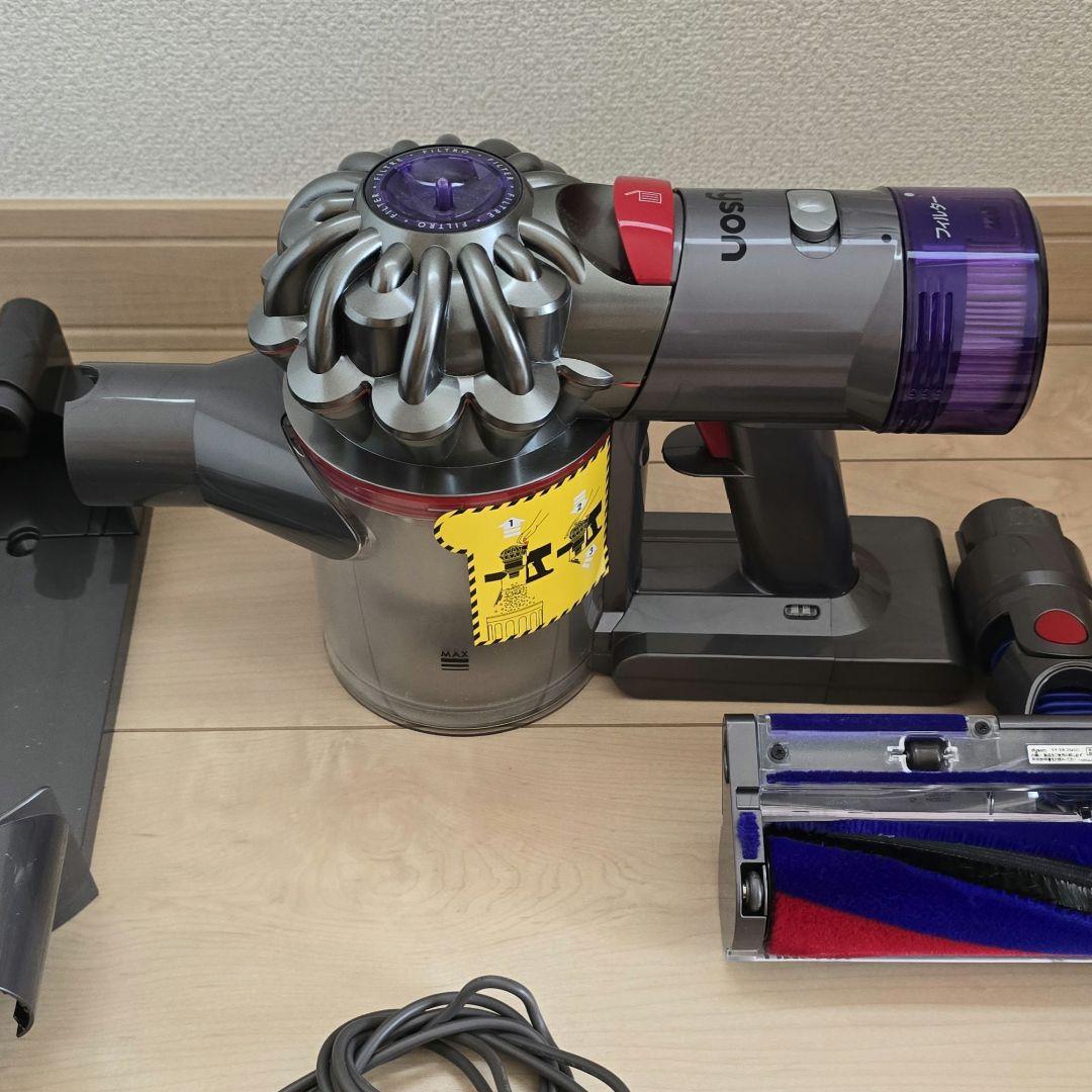 ジャンク Dyson V8 slim fluffy 布団アタッチメント付き