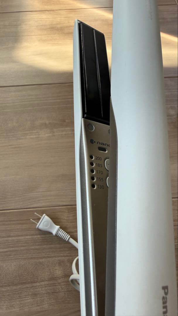 パナソニック ストレートアイロン 海外対応 EH-HS0J-W