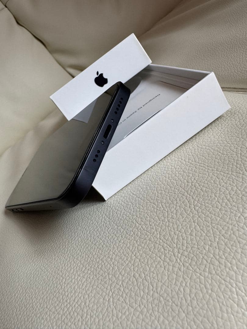 【超美品】iPhone 12 Simフリー