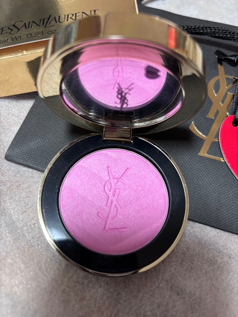 Yves Saint Laurent パウダーチーク 42