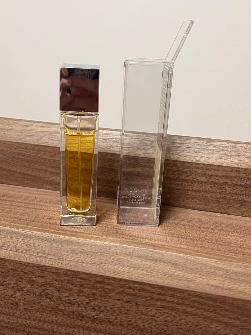 【廃盤・人気】GUCCI ENVY 50ml オードトワレ 残量8割　箱あり