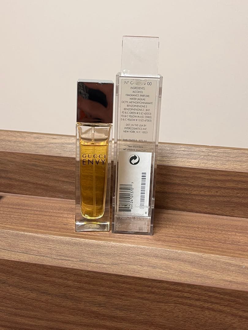 【廃盤・人気】GUCCI ENVY 50ml オードトワレ 残量8割　箱あり