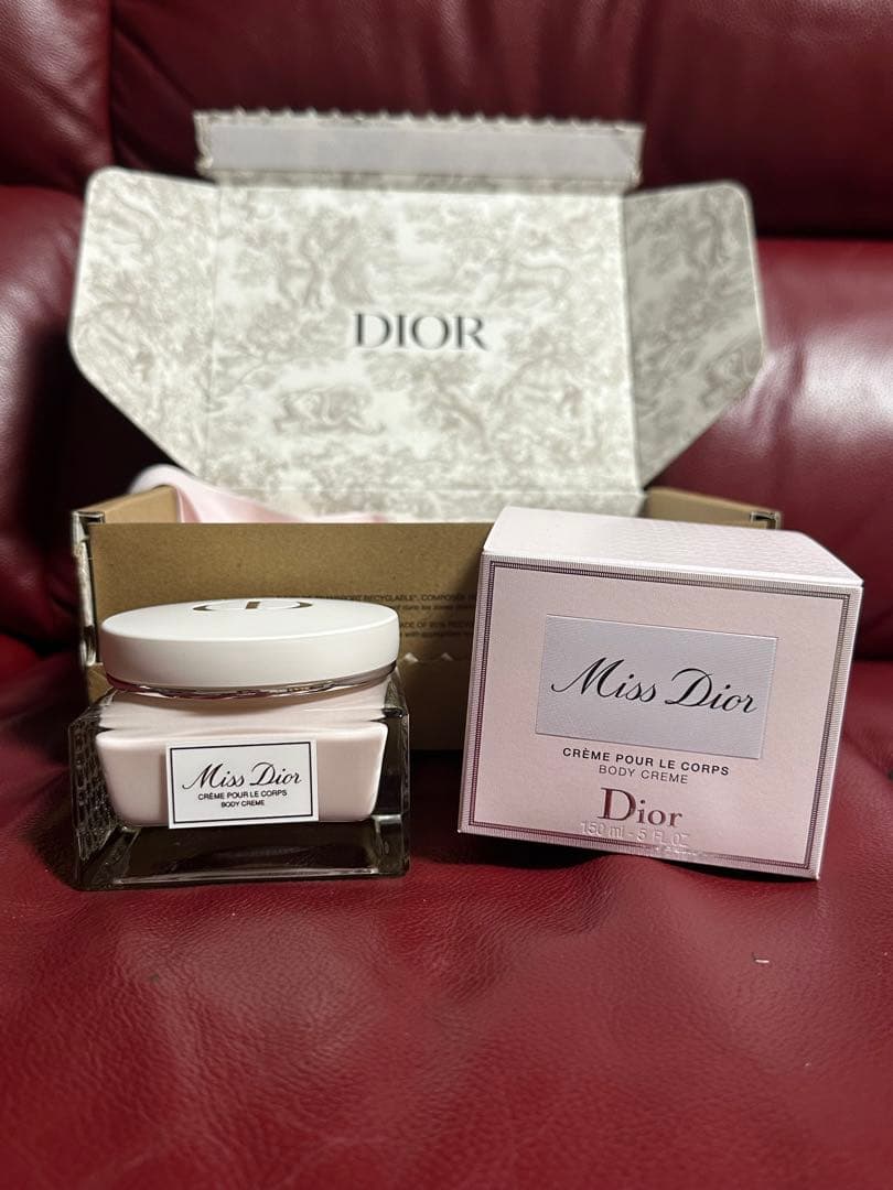 Miss Dior ボディクリーム 新品未使用　ギフトバッグ付き