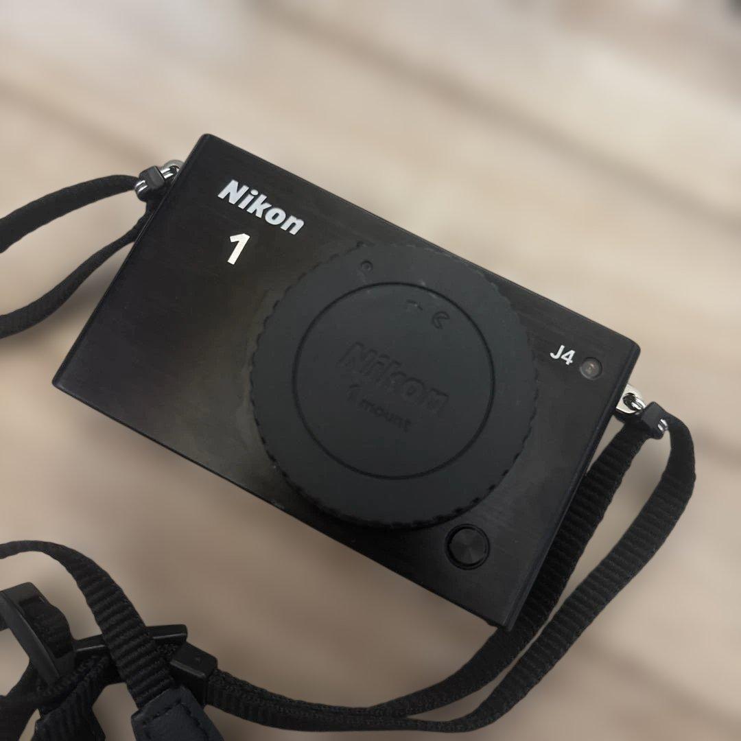 Nikon 1 J4　ダブルズームキット ミラーレスカメラ ブラック