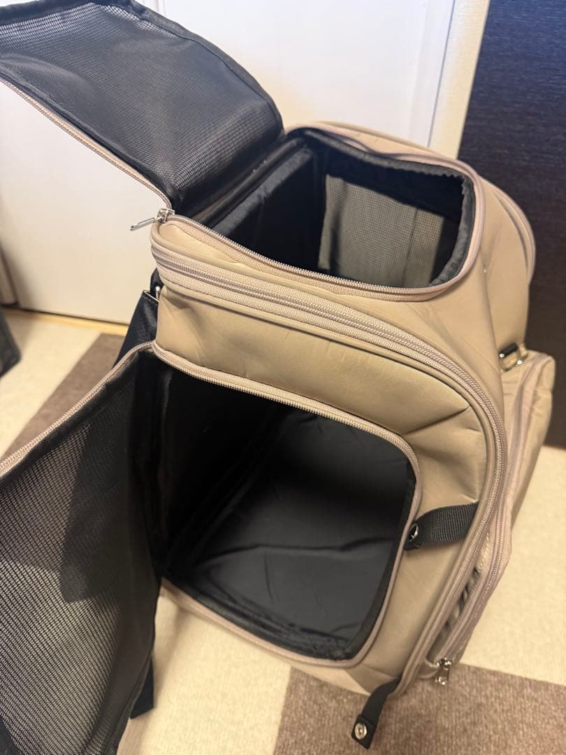 【送料込み/美品】3WAYペットキャリーバッグ ベージュ