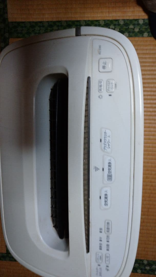 空気清浄機・イオン発生器 SHARP KC-E40-W
