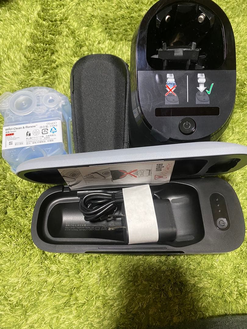 Braun Series 9　洗浄器 クリーン&チャージベースタイプ 5430