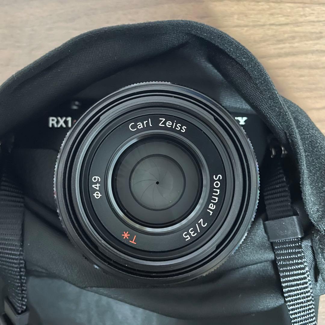 SONY DSC-RX1R デジタルカメラ 本体と充電器