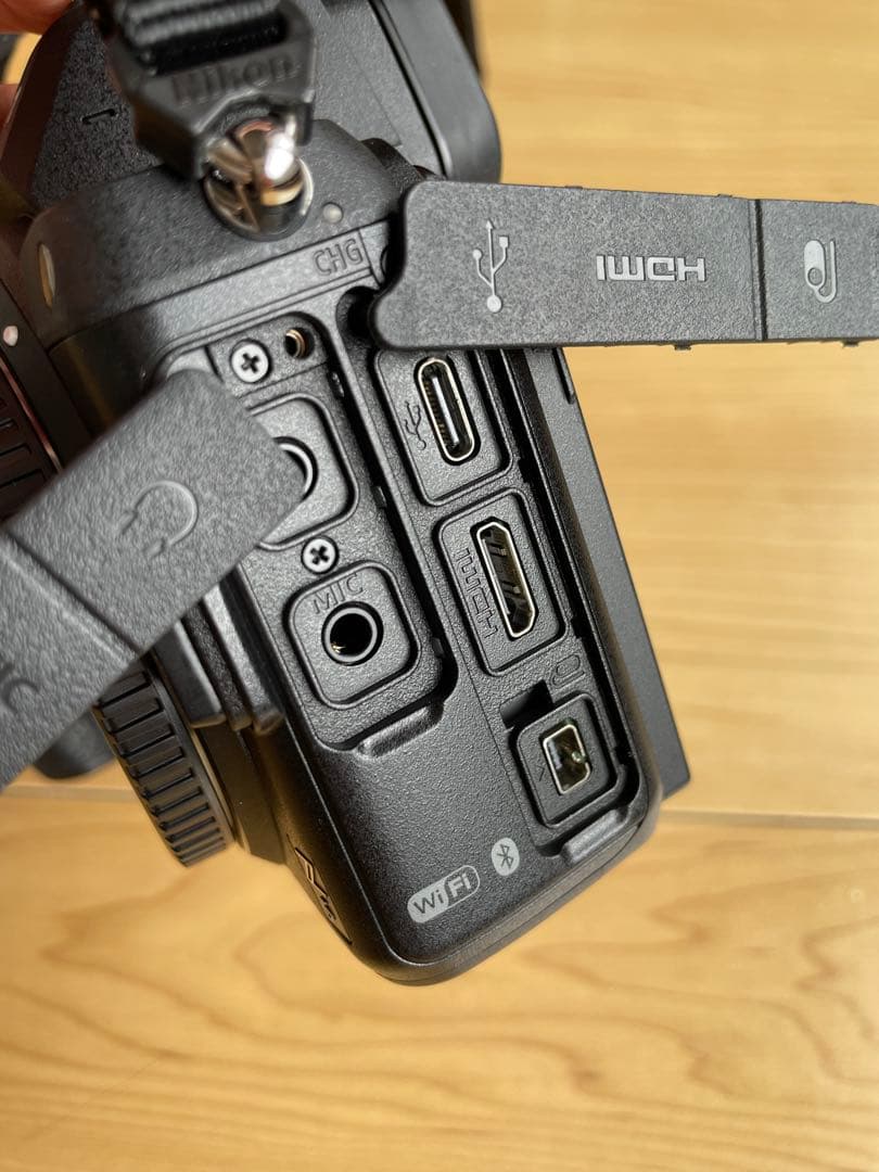 Nikon Z 5 フルサイズミラーレス一眼カメラボディ