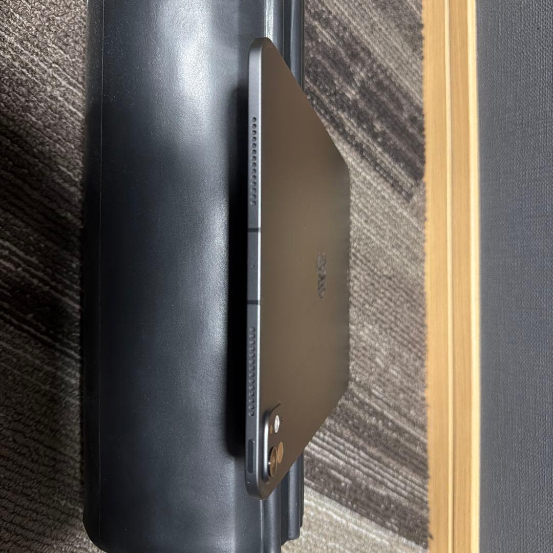 美品 iPad Pro 11 M4 512 スペースブラック Cellular