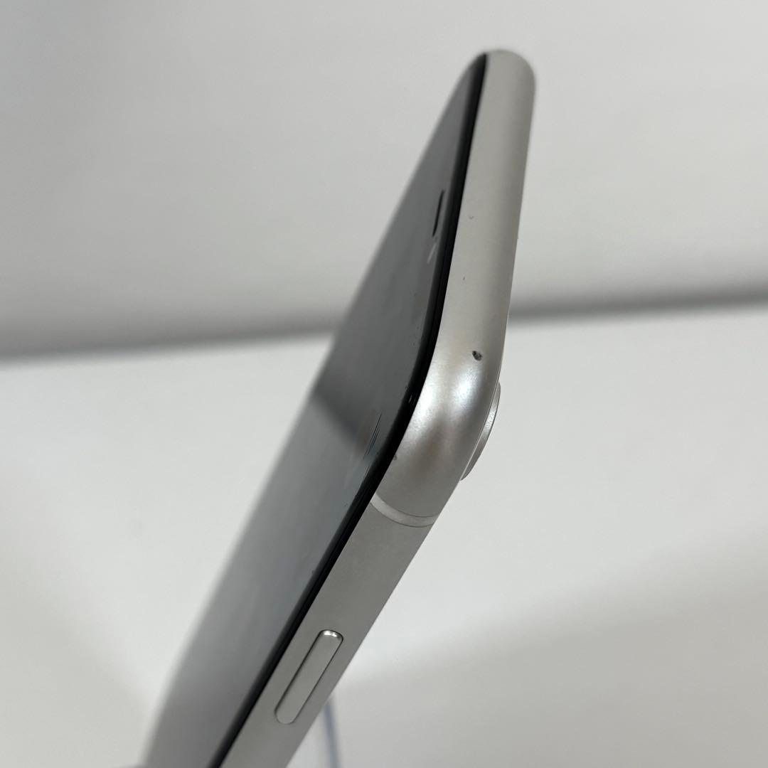 iPhone XR 128GB ホワイト バッテリー73% 動作品