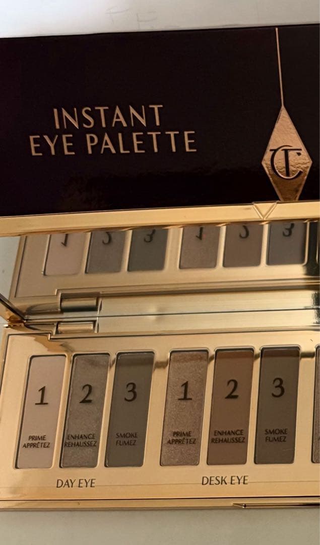 INSTANT EYE PALETTE アイシャドウパレット